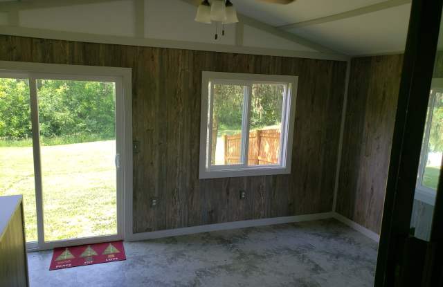 7012 16th Road Southwest Gallery 4