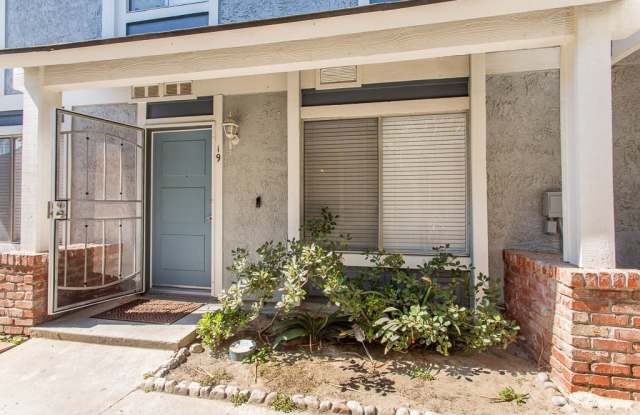 527 Spring Road Gallery 4