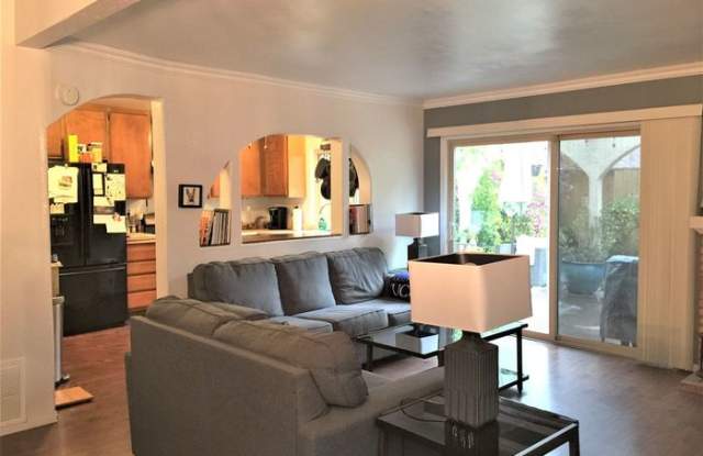 1459 Bridgeview Drive Gallery 3