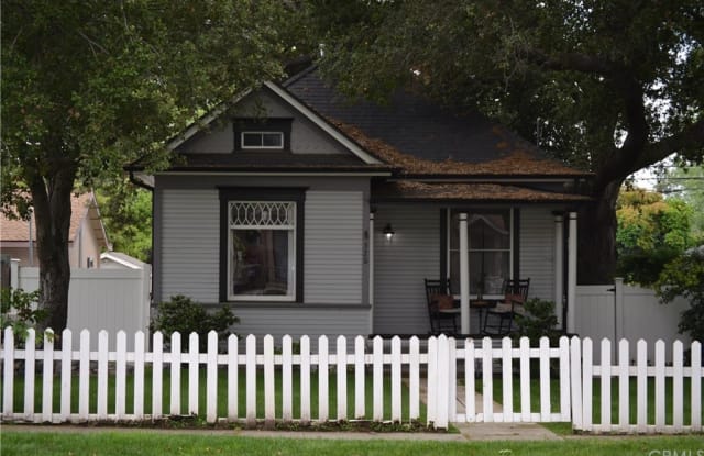 320 E Lemon Avenue - 320 East Lemon Avenue, Monrovia, CA 91016