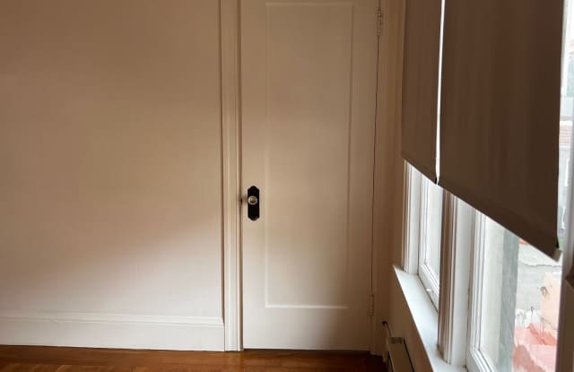 728 Walker Avenue Gallery 4