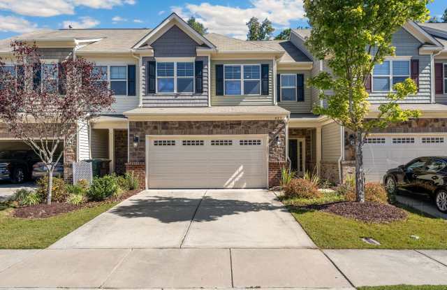 Spacious Townhome with Prime Access to Everything Morrisville Offers photos photos