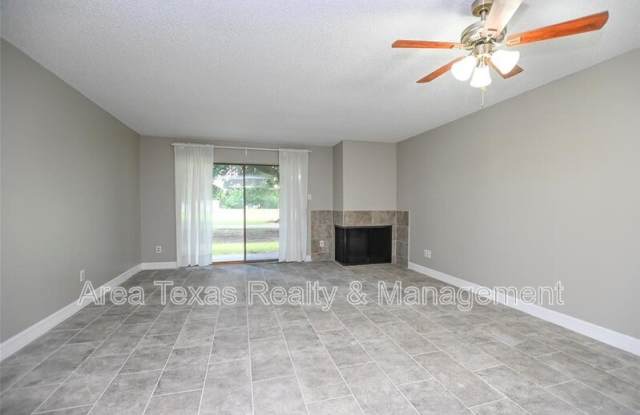 8525 Sands Point Dr - 8525 Sands Point Drive, Houston, TX 77036