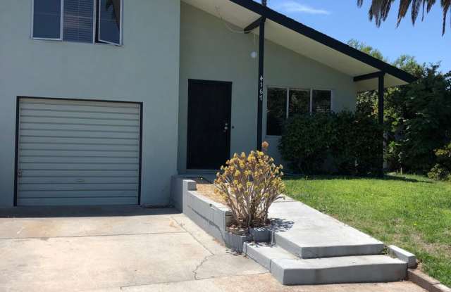 Charming 2 Bedroom, 1.5 bathroom Duplex photos photos