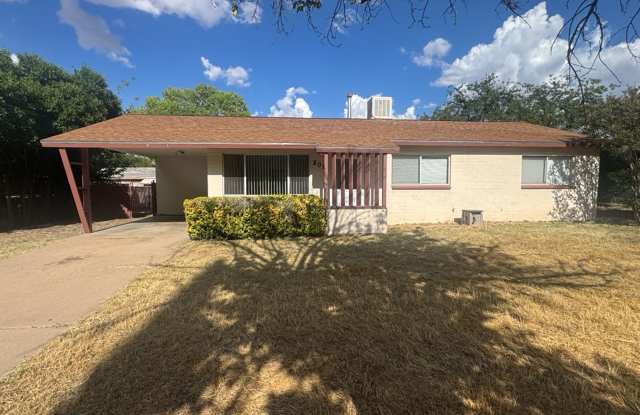 Nice 3-Bedroom, 2-Bath Home Near Fort Huachuca! Gallery 1
