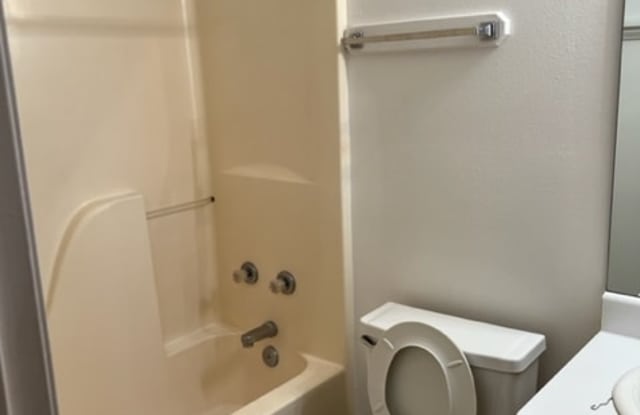 2809 Bradford Place, Unit 4 photos photos