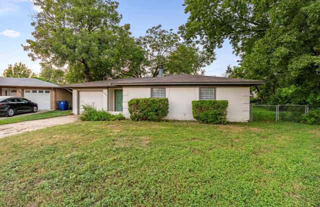 Beautiful 4 Bedroom, 2 Bathroom home in northeast Austin!!! photos photos