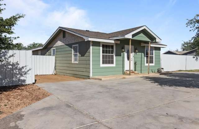 610 S Clay St photos photos