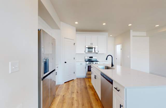 547 West 1810 North - 547 West 1810 North, Salem, UT 84653 547 West 1810 North - 547 West 1810 North, Salem, UT 84653