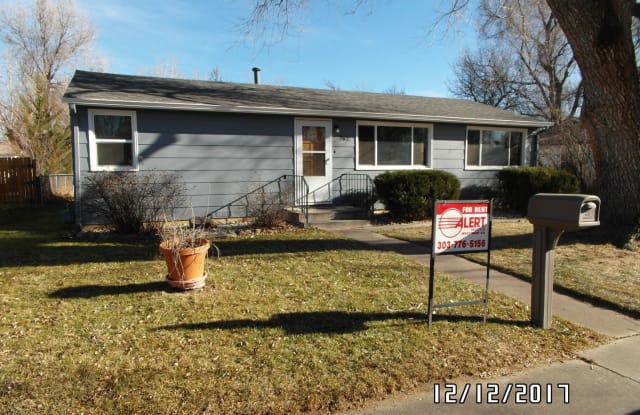 762 Rees Ct - 762 Rees Court, Longmont, CO 80504