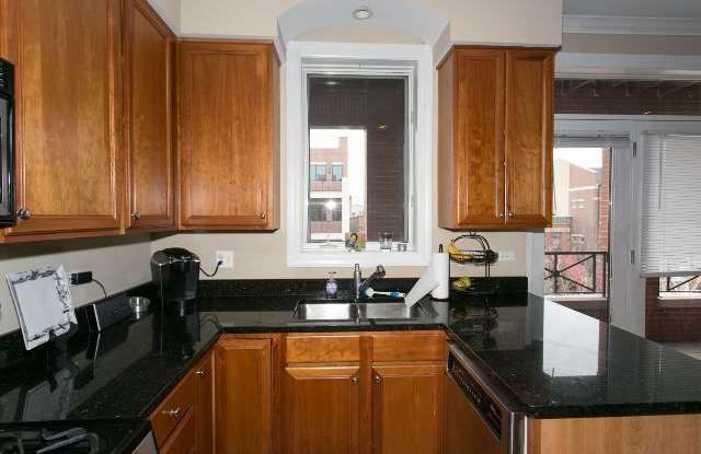 3709 North Southport Avenue North Gallery 3