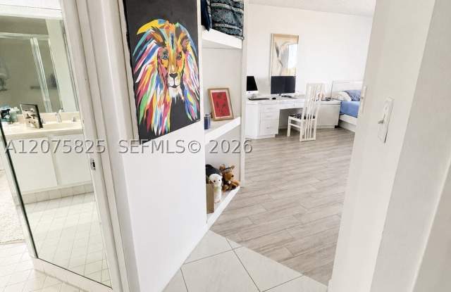 7300 Radice Ct Gallery 4