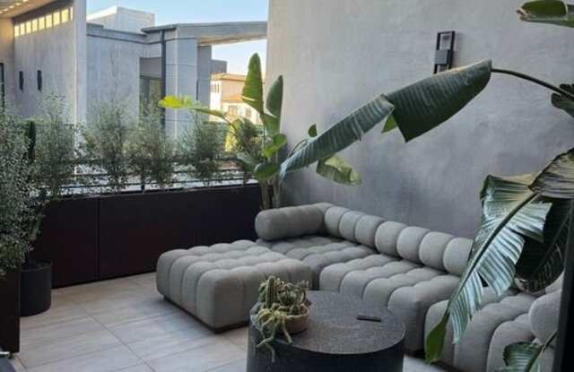 1144 N Detroit St photos photos