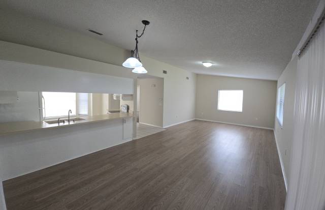 9025 Glenmoor Ln. Gallery 3