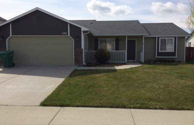 693 E Baldwin St photos photos
