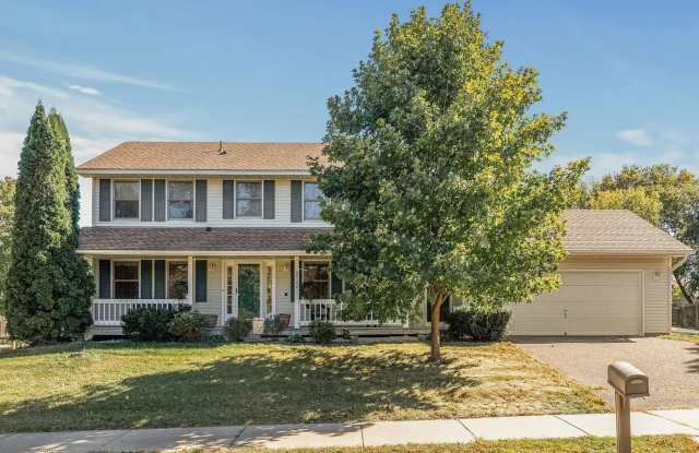 MAPLE GROVE, HOME, 6 BEDROOMS, 4 BATH, LARGE YARD photos photos