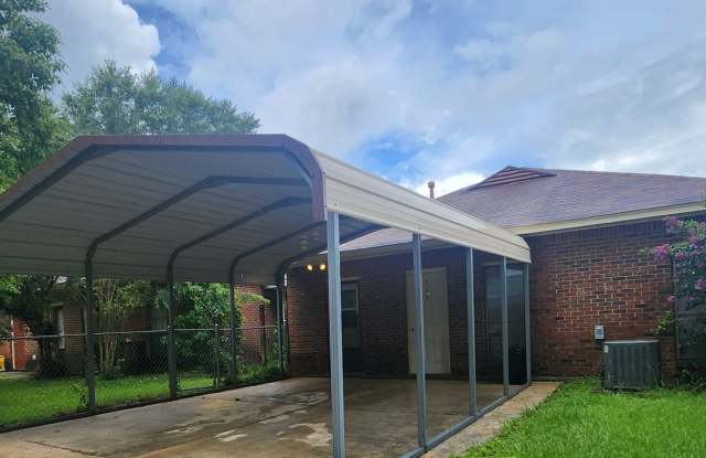 3 Bed 2 Bath Ranch House Gallery 4