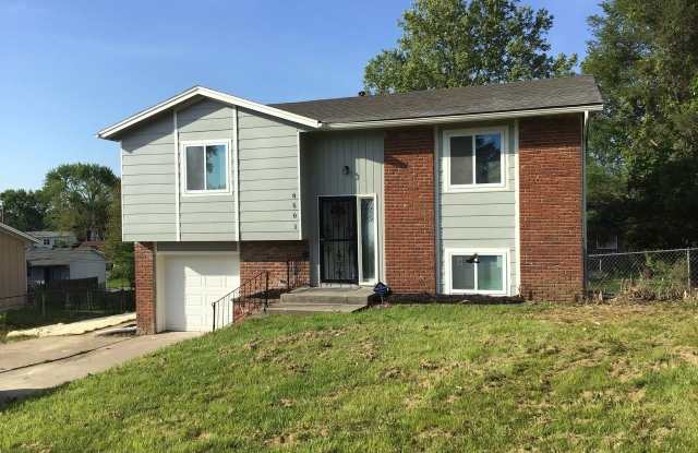 8501 Ann Ave - 8501 Ann Avenue, Kansas City, KS 66112
