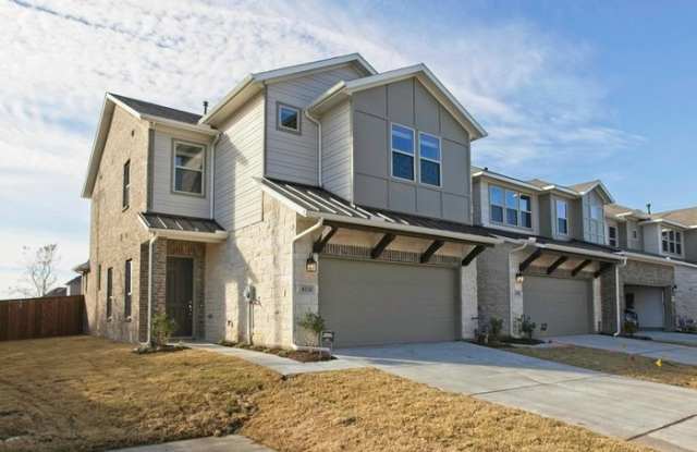 8328 Tuscarora Lane - 8328 Tuscarora Ln, Richardson, TX 75080
