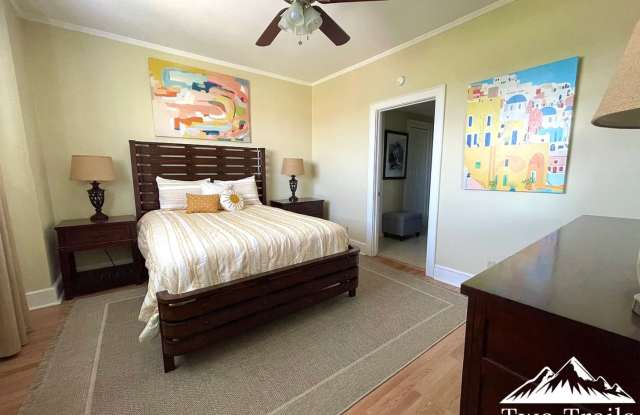DOWNTOWN FULLY-FURNISHED CONDO photos photos