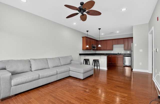 1829 Kenilworth Ave Unit 209 Gallery 4