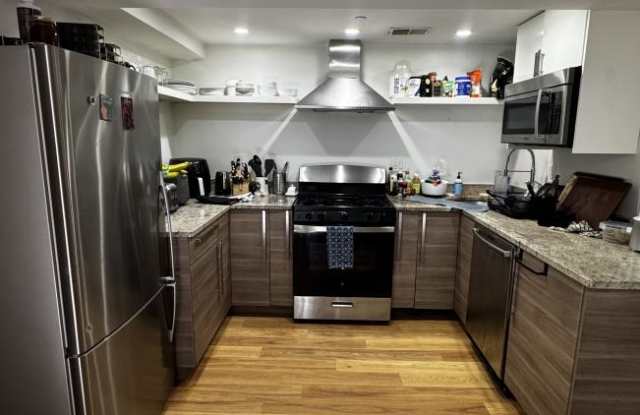 34 Williams photos photos