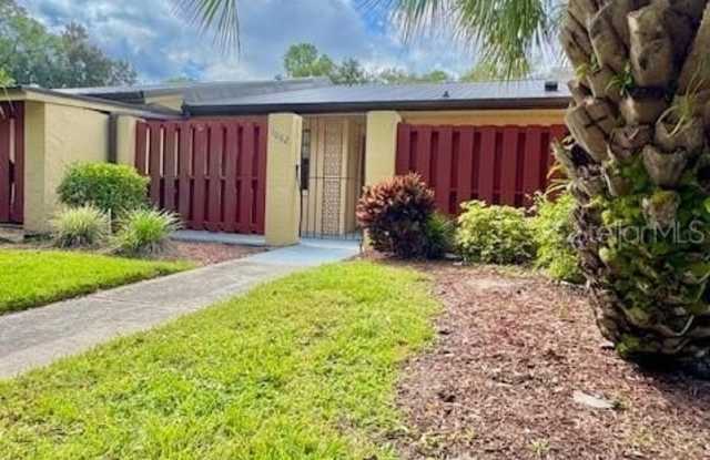 1062 MEDINAH DRIVE - 1062 Medinah Drive, Polk County, FL 33884
