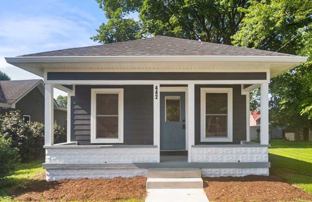 2 Bedroom 1 Bath House in Clarksville photos photos