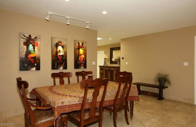 8117 E VIA DE VIVA -- Gallery 4