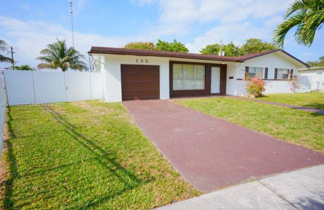 135 Northwest 208th Street photos photos