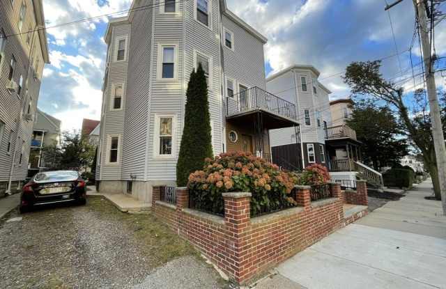 633 Boston Ave - 633 Boston Avenue, Medford, MA 02155
