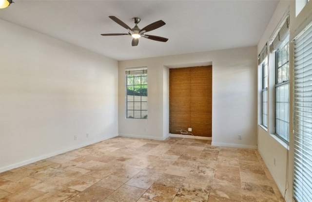 104 Sandcastle Gallery 3