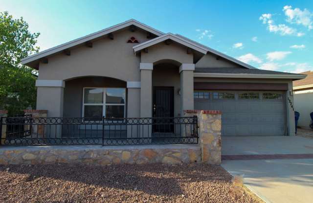 12741 Tre Maximiliano 4-Bedroom Home on El Paso's East Side photos photos