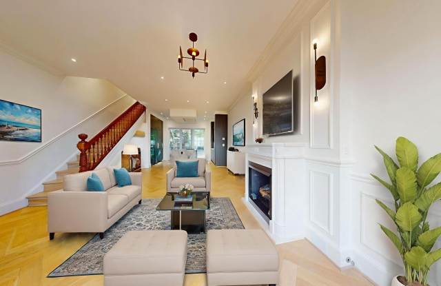 1808 RIGGS Place NW photos photos