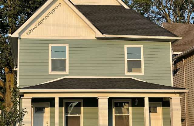 1021 South State Avenue photos photos