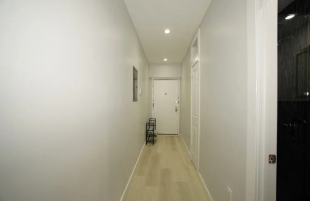 198 Stanton St Gallery 2
