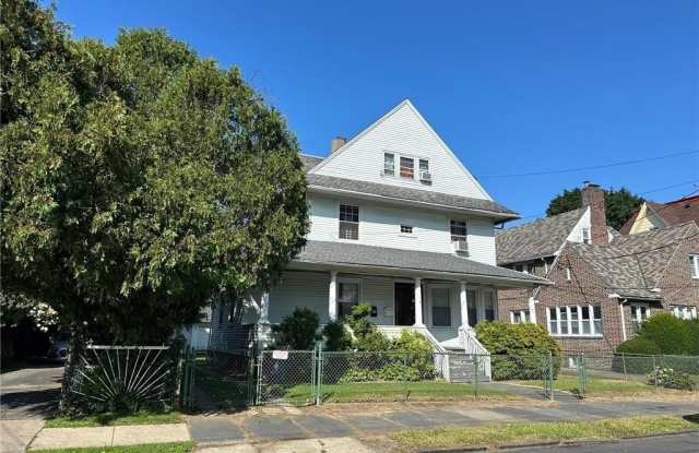 40 S 9th Avenue photos photos