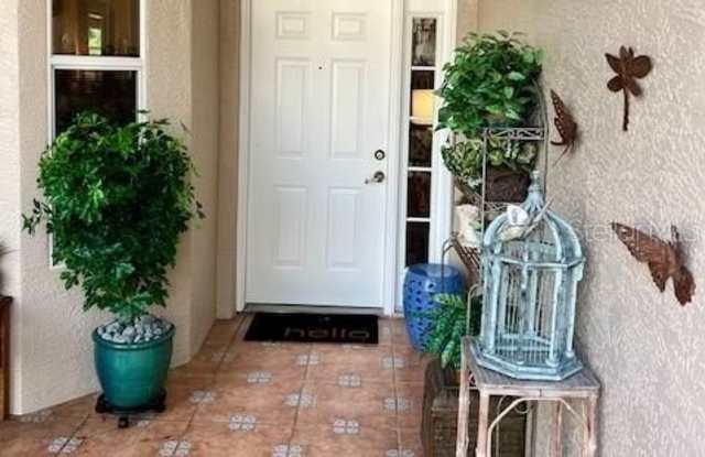 9611 CASTLE POINT Drive Gallery 4