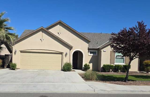 1338 Hoover Way photos photos