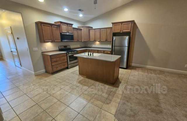 2715 Waters Place Dr Gallery 3