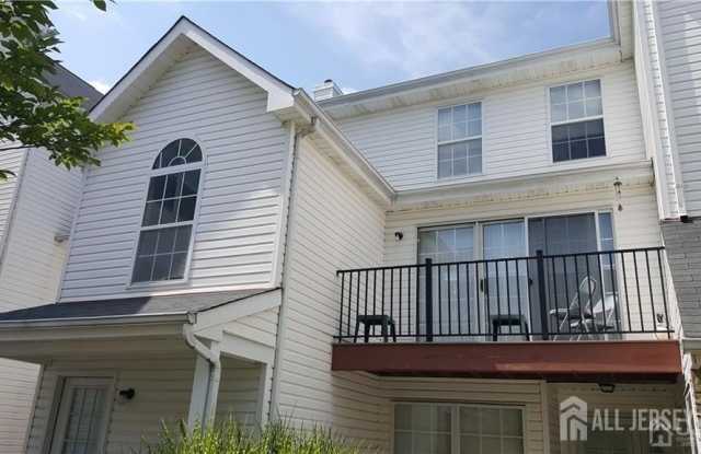 813 Plymouth Road photos photos