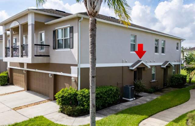 Welcome to this spacious 2-bedroom, 2-bath second-floor condo located in a gated Orlando community Gallery 3