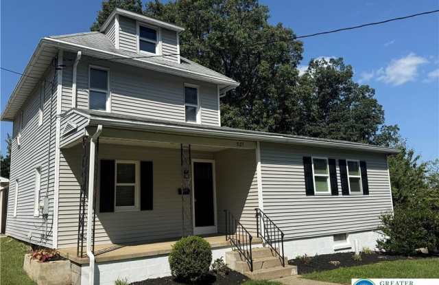 521 Wood Street - 521 Wood Street, Emmaus, PA 18049