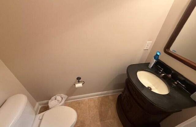 Charming townhome in private gated community Gallery 4