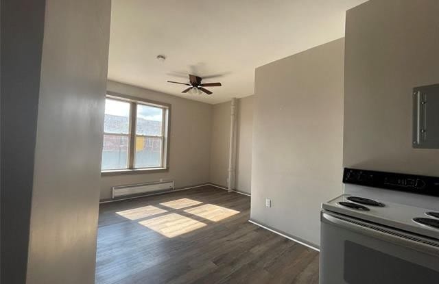 7832 W VERNOR Gallery 3
