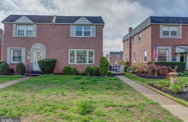 725 MICHELL ST - 725 Michell Street, Folsom, PA 19078