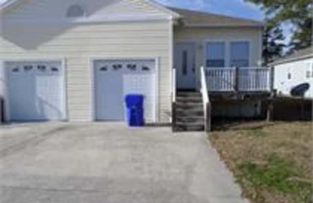 217 Lloyd Street - 1 Gallery 2