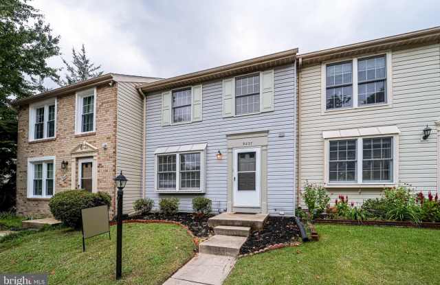 9227 SHEFFIELD HUNT COURT Gallery 3