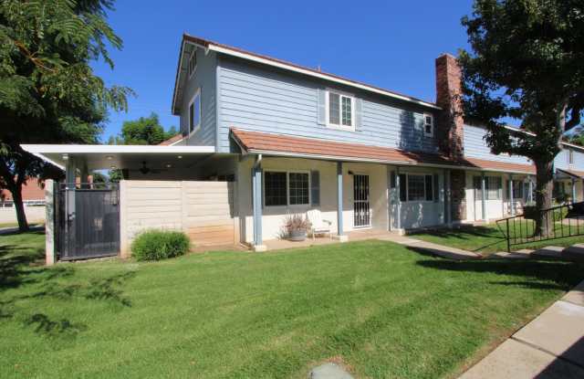 Two-Story 3-Bedroom Condo in Redlands! photos photos