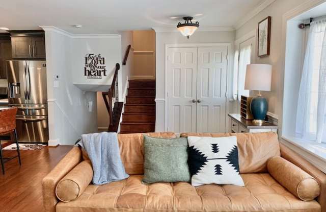 8003 W Rockglen Court Gallery 2